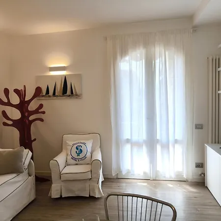 Sg Family - Modern Haven - Peschiera Centro Апартаменты Пескьера-дель-Гарда