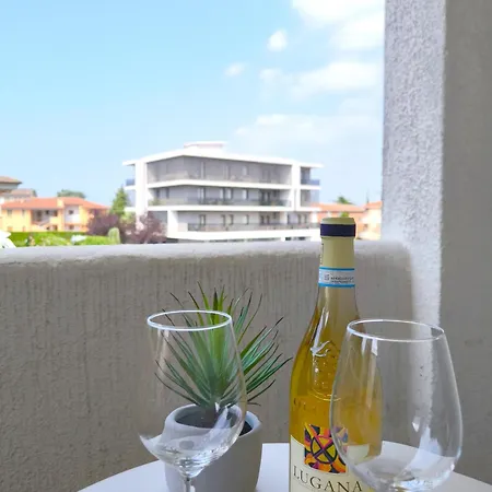 Апартаменты Sg Family - Modern Haven - Peschiera Centro Пескьера-дель-Гарда